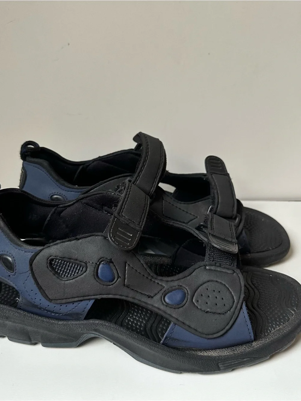 Route 66 Boys Black Blue Athletic Outdoor Sandals Water Shoes Size 11